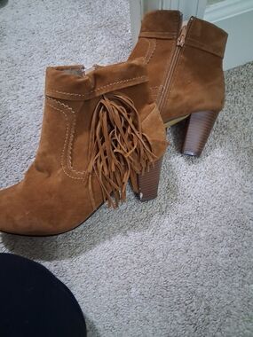 Womens Fringe Block Heel Ankle Boots - Brown Suede